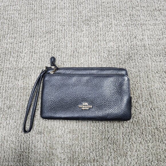 Coach Wristlet Wallet Black Leather Women's Size Small - Picture 1 of 8